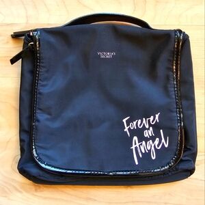 NWOT Victoria's Secret Travel Organizer with Hanger
